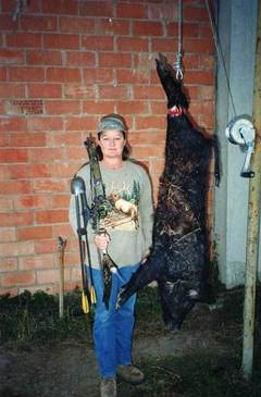 Female_hunter_hog_medium