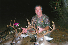 Michigan_guy_bucks_medium