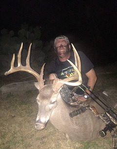 Mature_hh_buck_1_medium